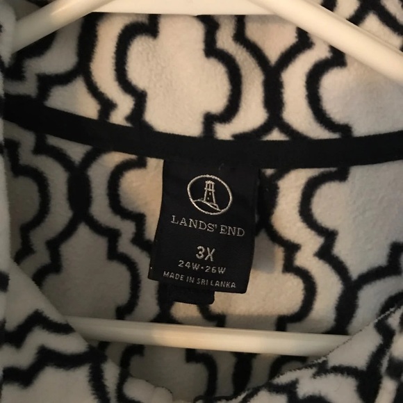 SOLD Plus Size Fleece Pullover - Picture 2 of 4